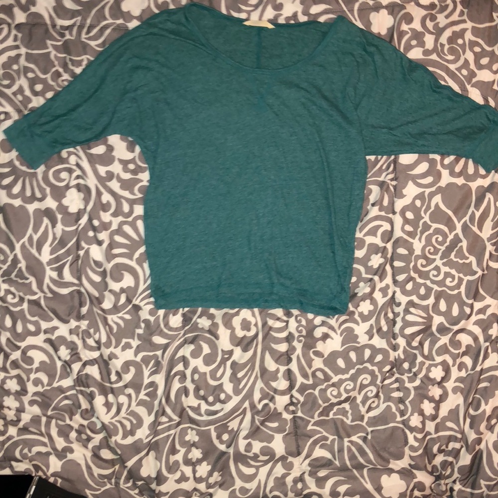 3/4 sleeve shirt with front detail